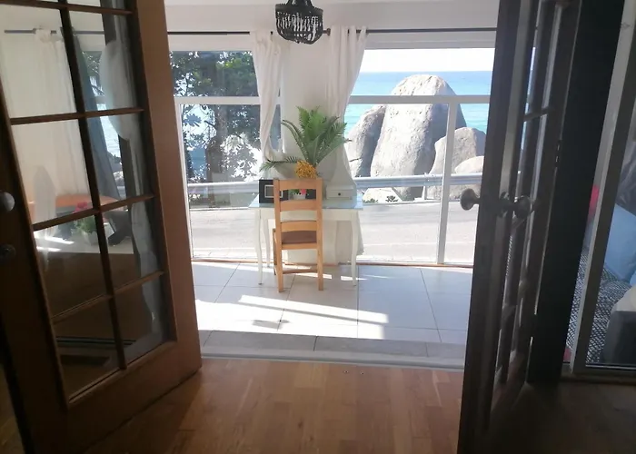 Semesterbostad Caranavilla Anse Etoile
