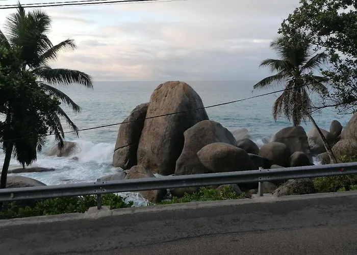 Caranavilla Anse Etoile