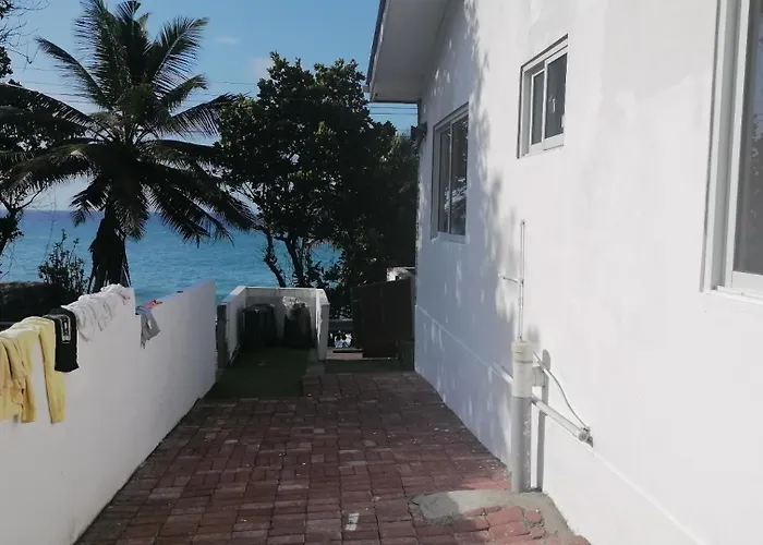 Caranavilla Anse Etoile